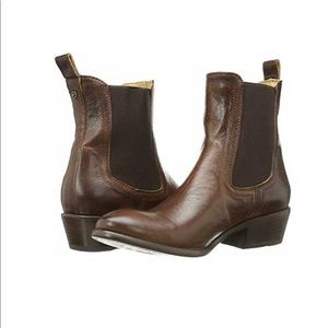 Frye Carson Chelsea, Dark Brown, sz. 7.5